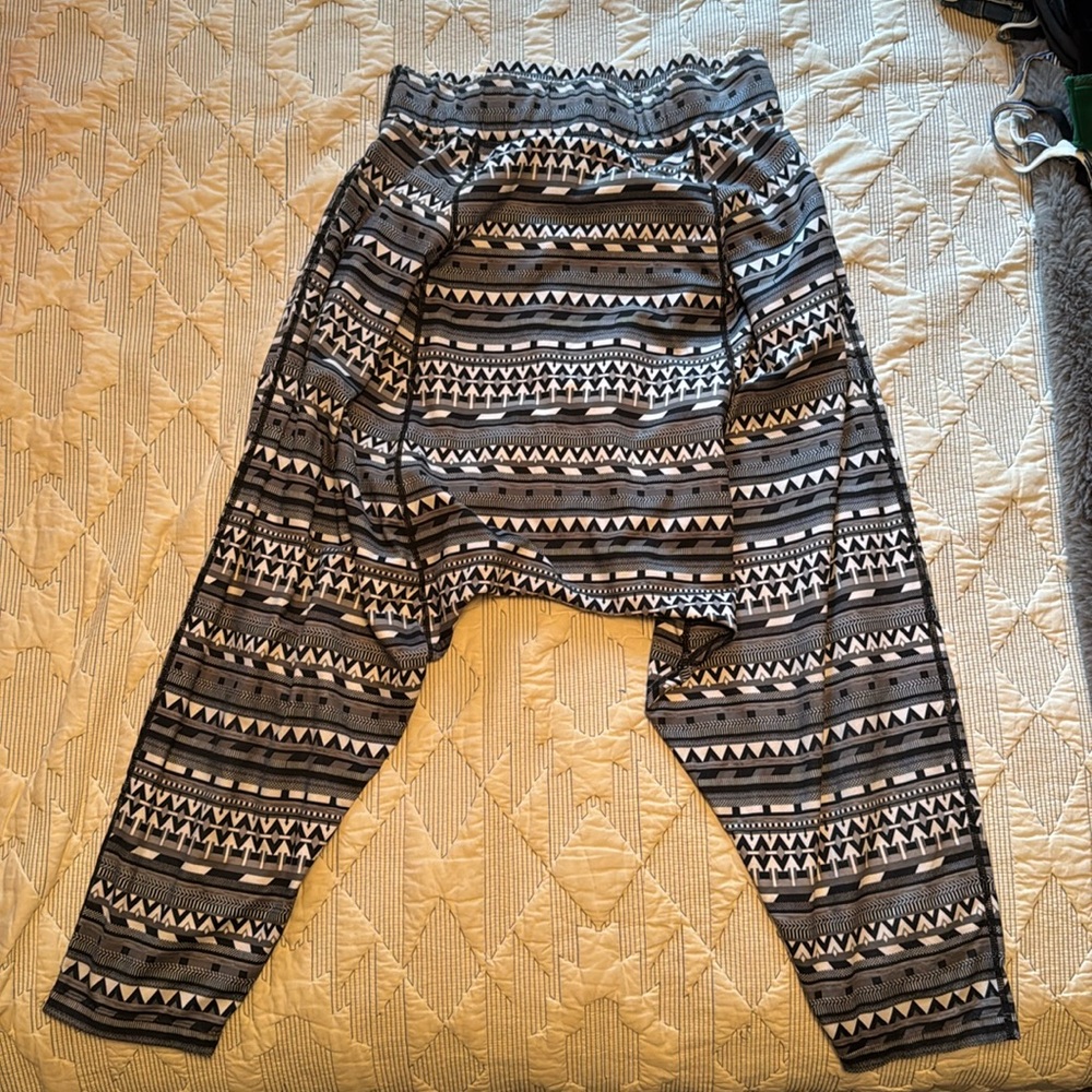 Sweaty Betty Geo Harem Jogger Sz S